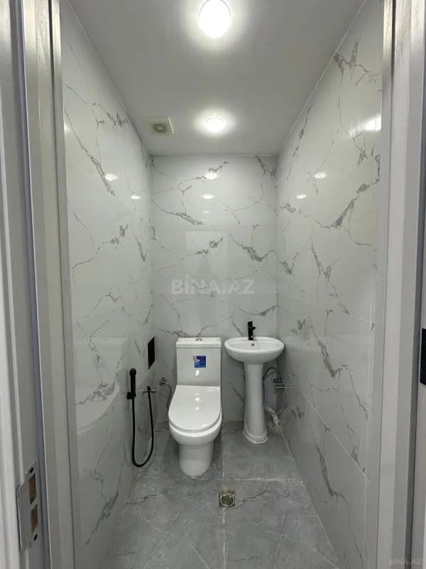 Satılır 2 otaqlı mənzil 70 m²
