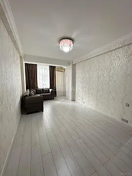 Satılır 2 otaqlı mənzil 70 m²