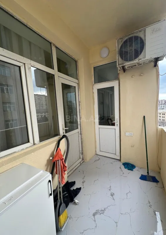 Satılır 2 otaqlı mənzil 70 m²