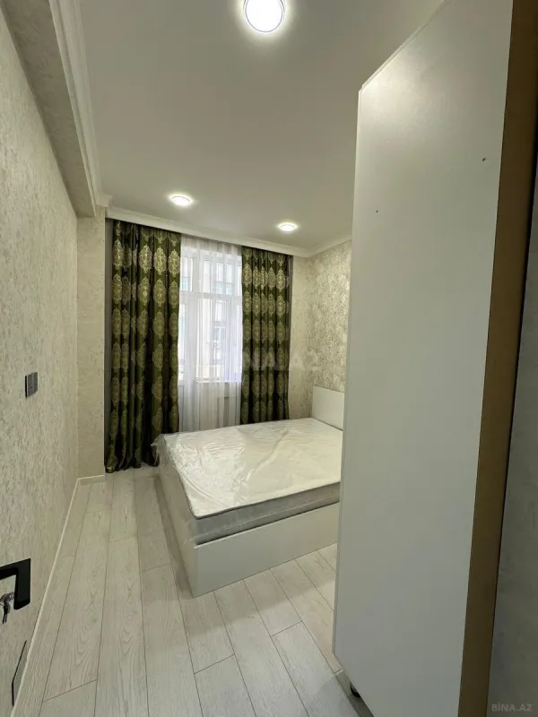 Satılır 2 otaqlı mənzil 70 m²