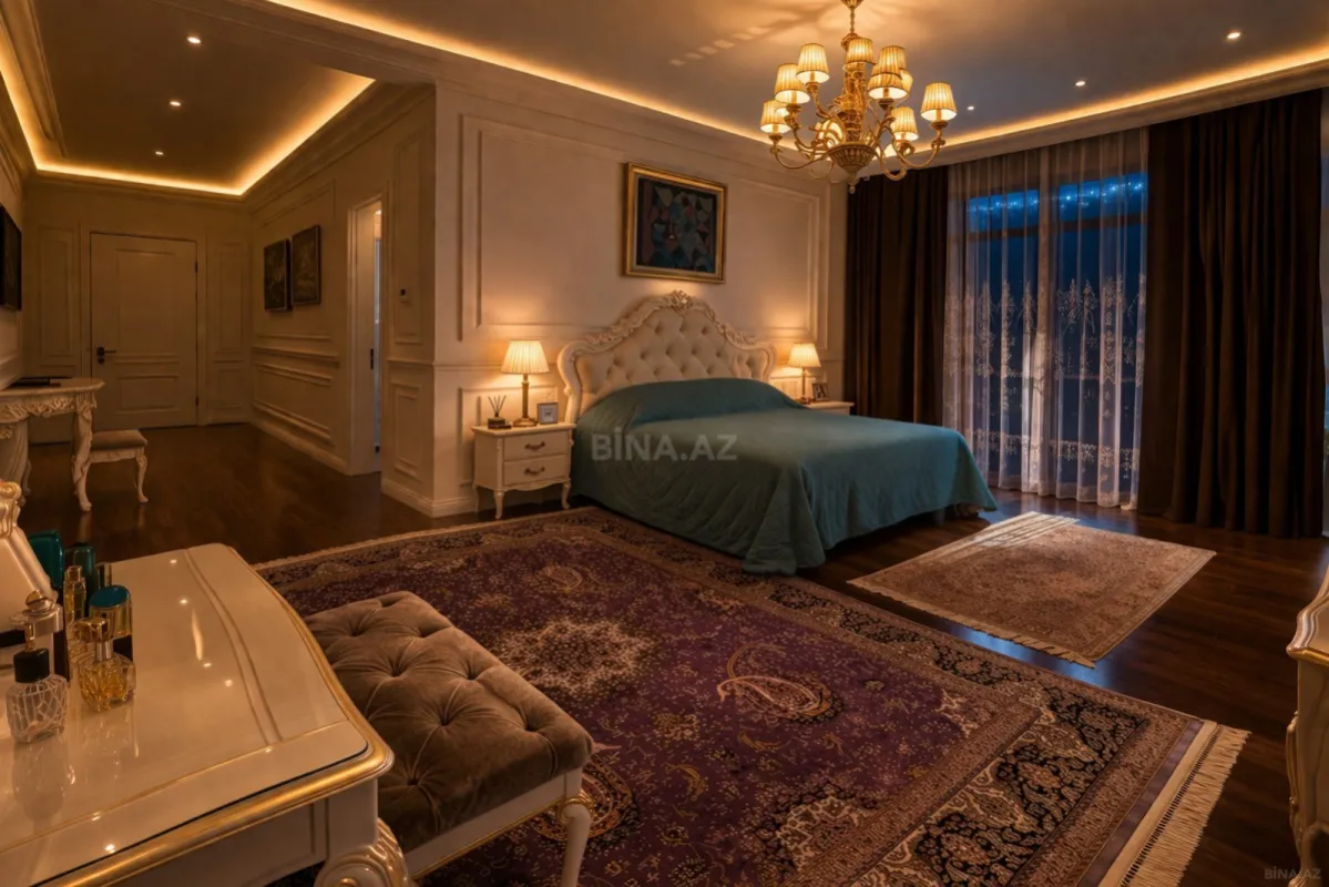 Satılır 9 otaqlı həyət evi 2000 m²