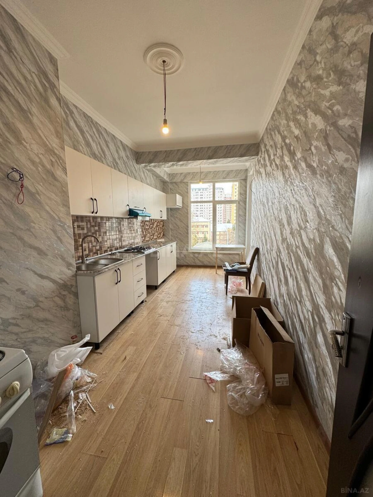 Kirayə verilir 3 otaqlı mənzil 120 m²