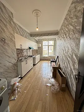 Kirayə verilir 3 otaqlı mənzil 120 m²