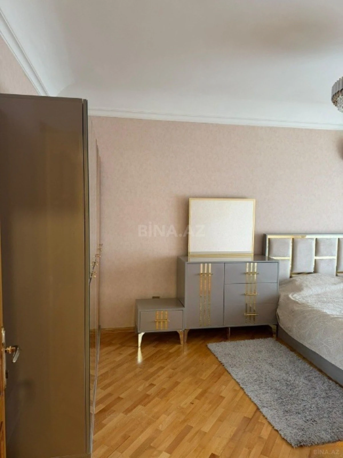 Satılır 3 otaqlı mənzil 90 m²