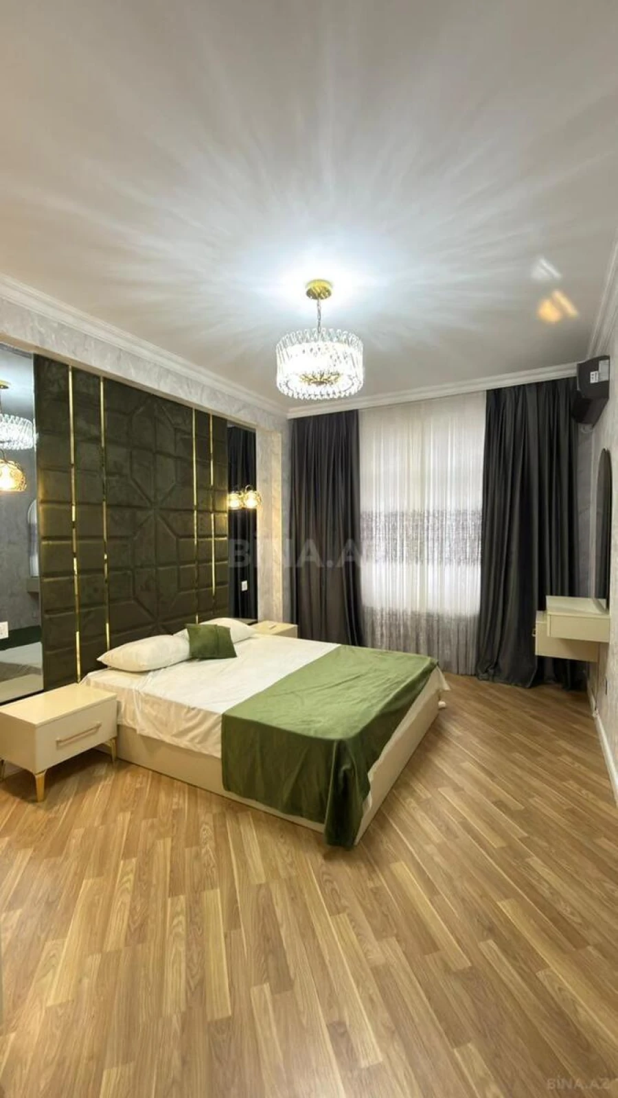 Kirayə verilir 2 otaqlı mənzil 98 m²