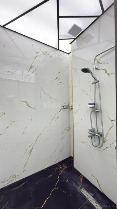 Kirayə verilir 2 otaqlı mənzil 98 m²