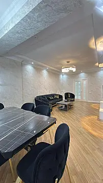 Kirayə verilir 2 otaqlı mənzil 98 m²