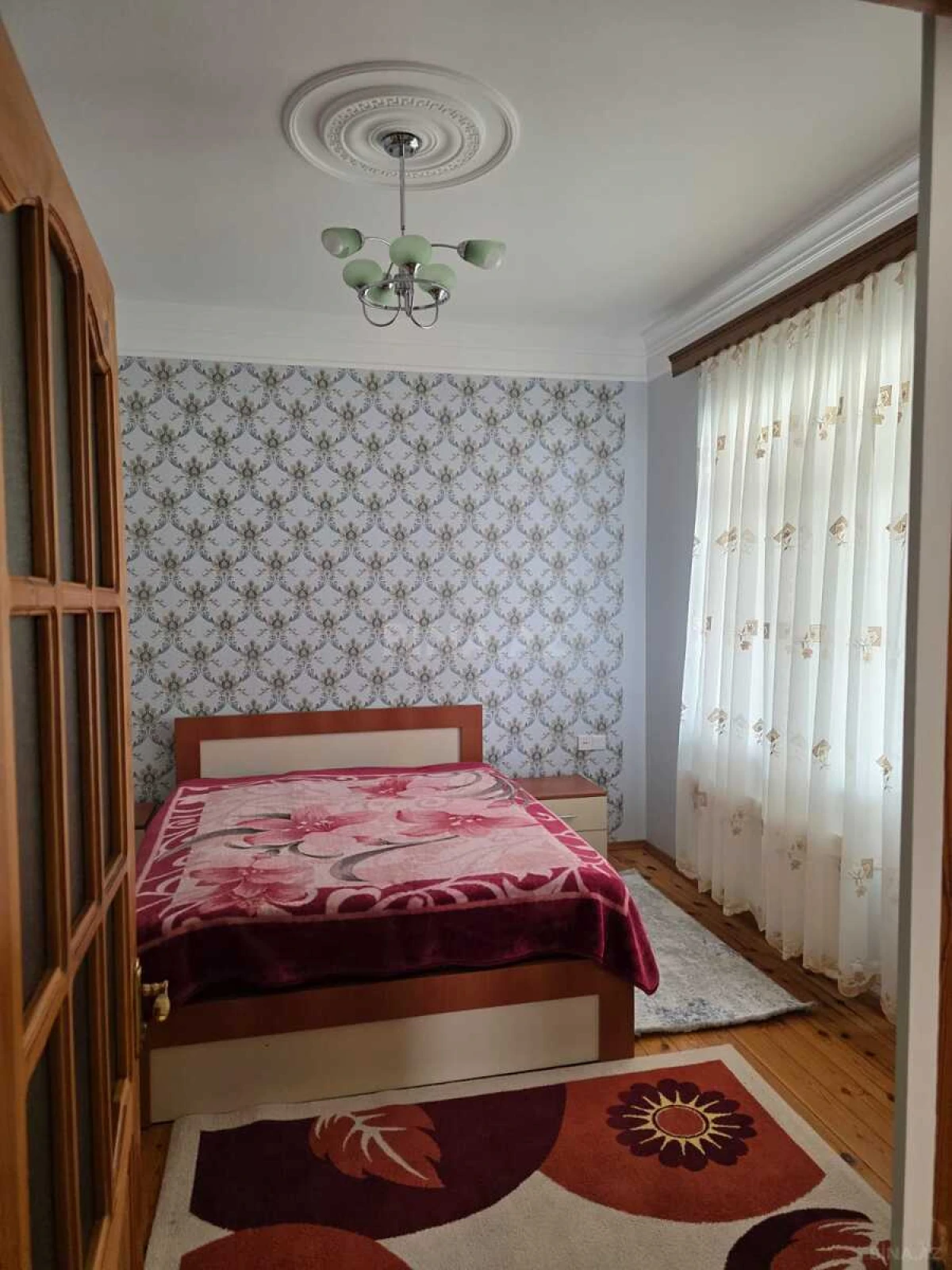 Kirayə verilir 5 otaqlı həyət evi 200 m²
