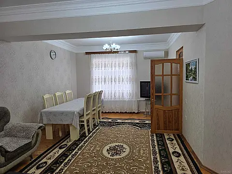Kirayə verilir 5 otaqlı həyət evi 200 m² — Bakı, Badamdar 5 otaq 200.00 m²