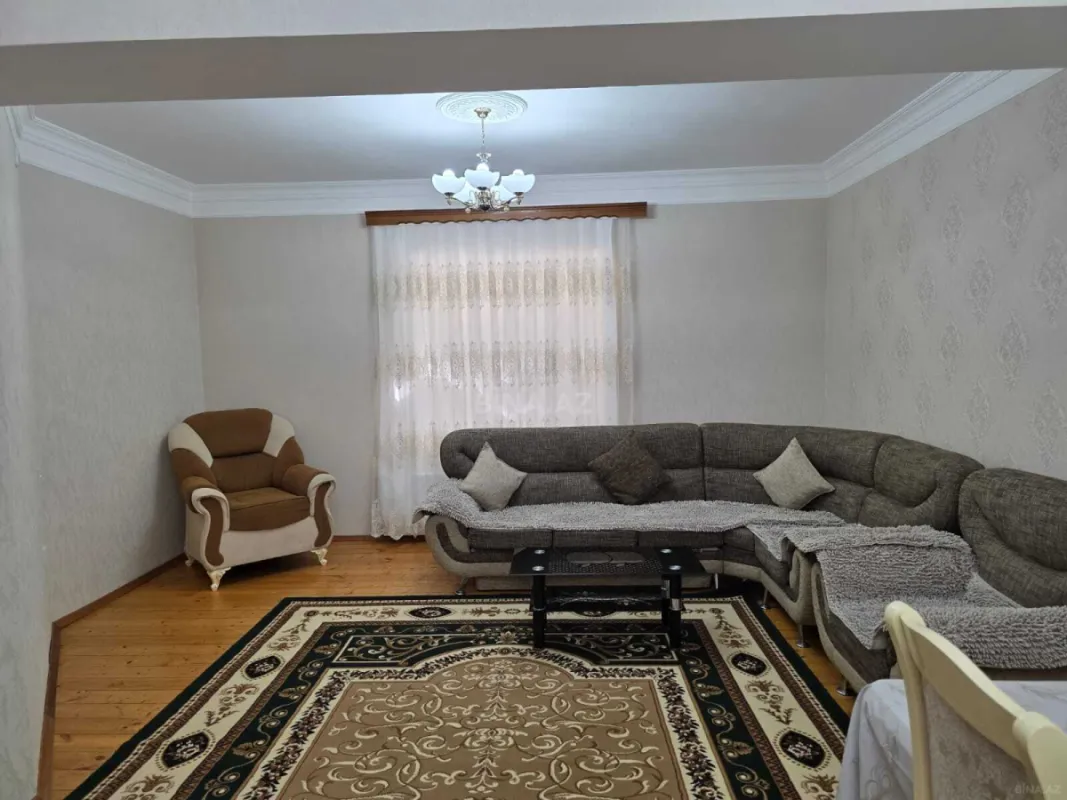 Kirayə verilir 5 otaqlı həyət evi 200 m²