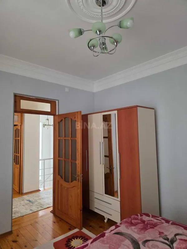 Kirayə verilir 5 otaqlı həyət evi 200 m²