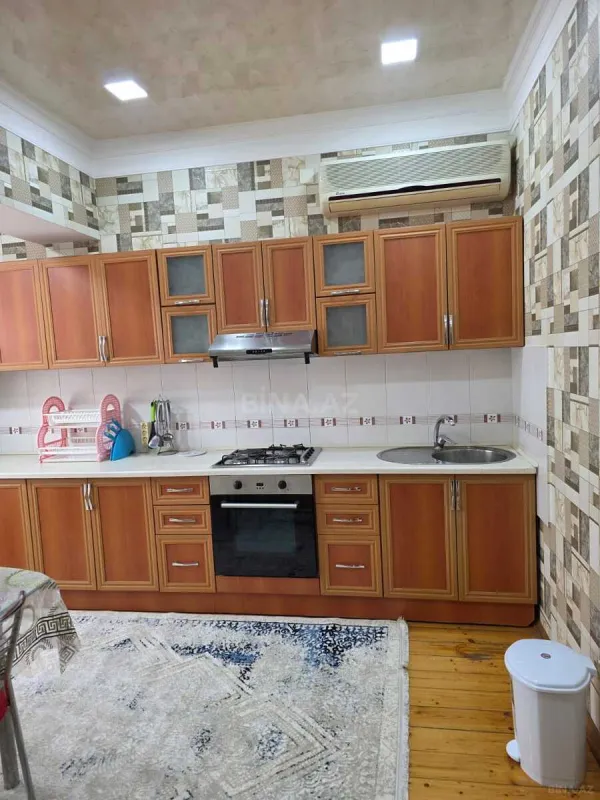 Kirayə verilir 5 otaqlı həyət evi 200 m²