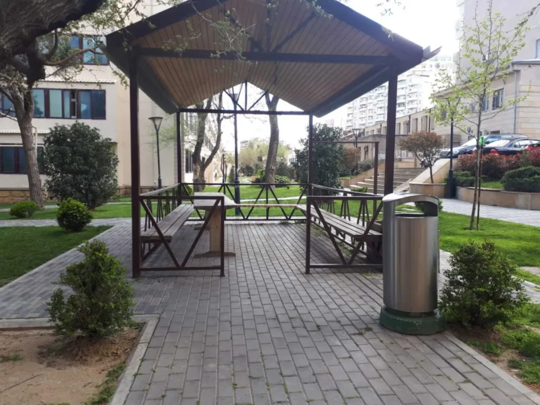 Satılır 1 otaqlı mənzil 43 m²