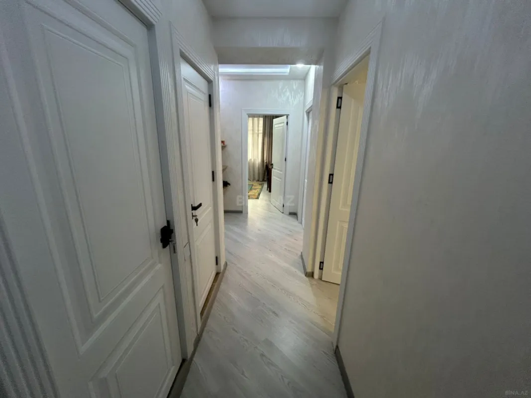 Satılır 3 otaqlı mənzil 112 m²