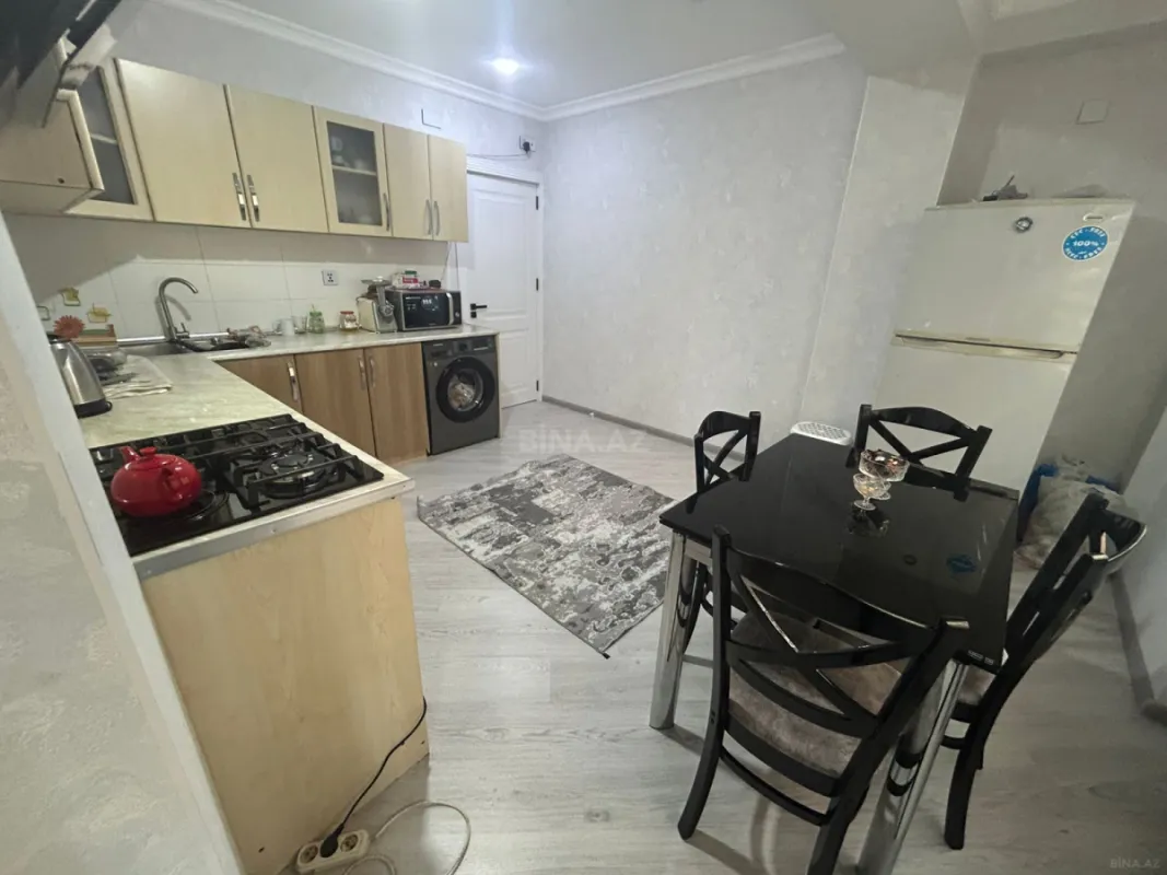Satılır 3 otaqlı mənzil 112 m²