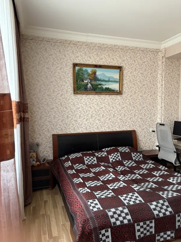 Kirayə verilir 2 otaqlı mənzil 50 m²
