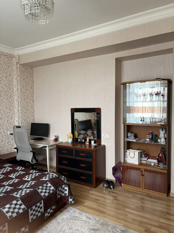 Kirayə verilir 2 otaqlı mənzil 50 m²