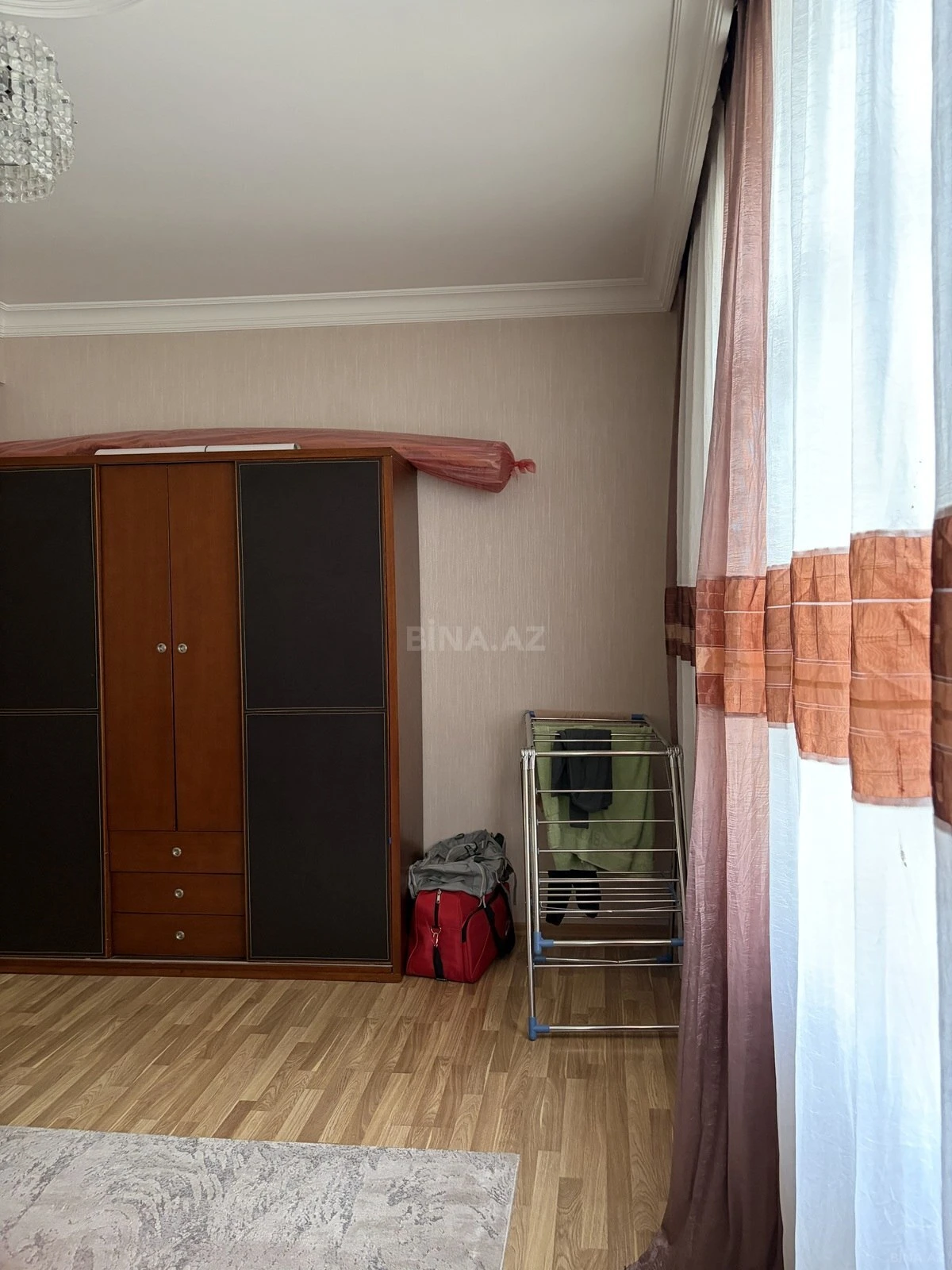 Kirayə verilir 2 otaqlı mənzil 50 m²