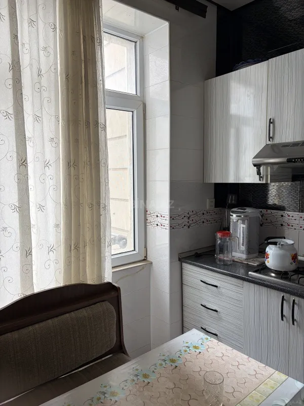 Kirayə verilir 2 otaqlı mənzil 50 m²