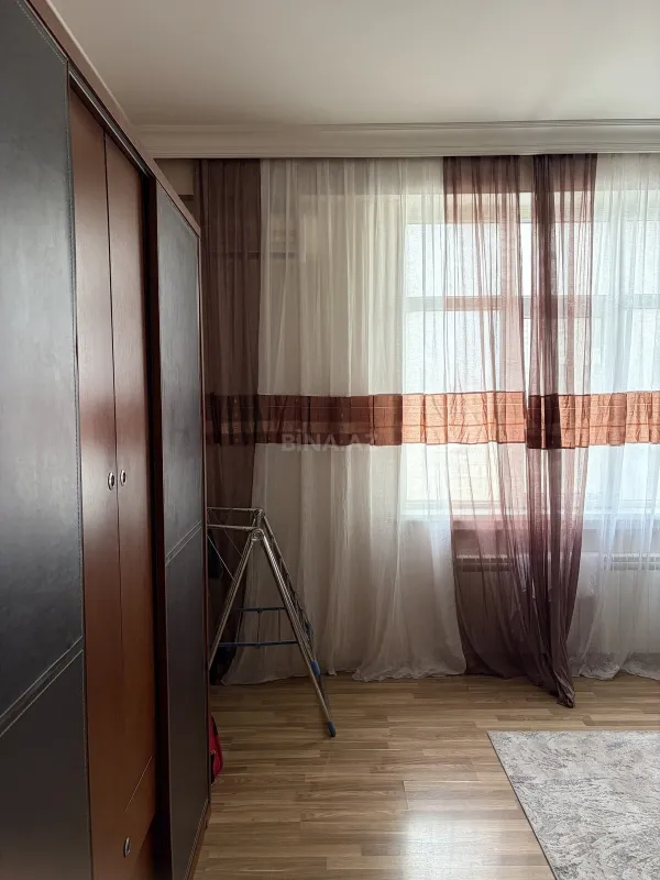 Kirayə verilir 2 otaqlı mənzil 50 m²