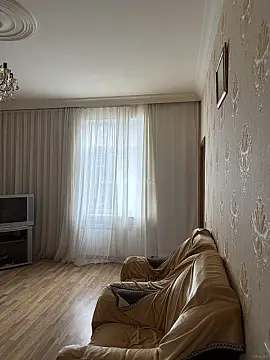Kirayə verilir 2 otaqlı mənzil 50 m²