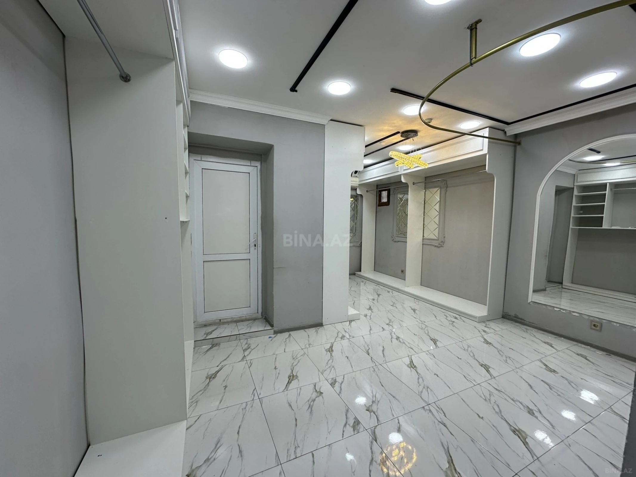 Kirayə verilir obyekt 135 m²