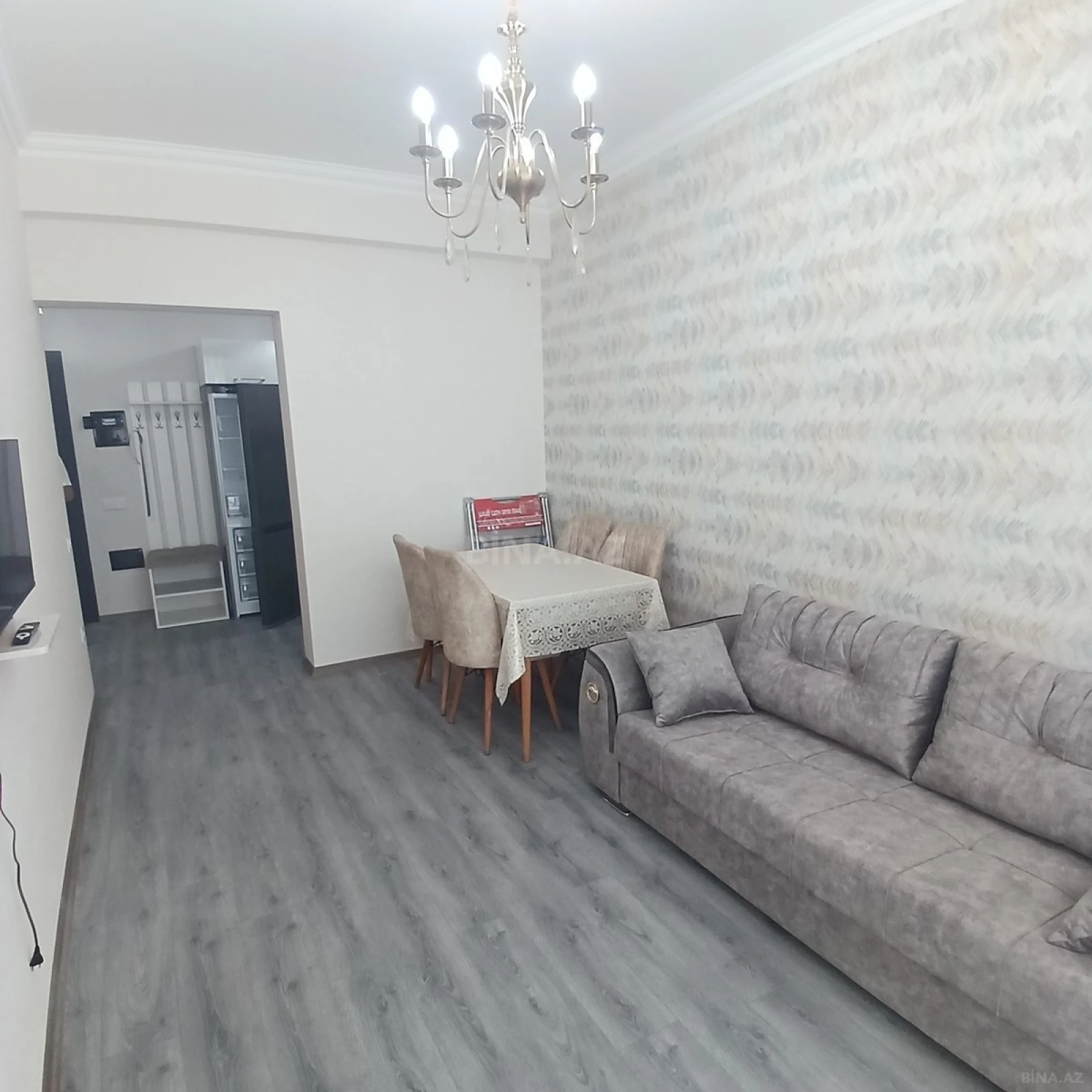 Kirayə verilir 2 otaqlı mənzil 65 m²