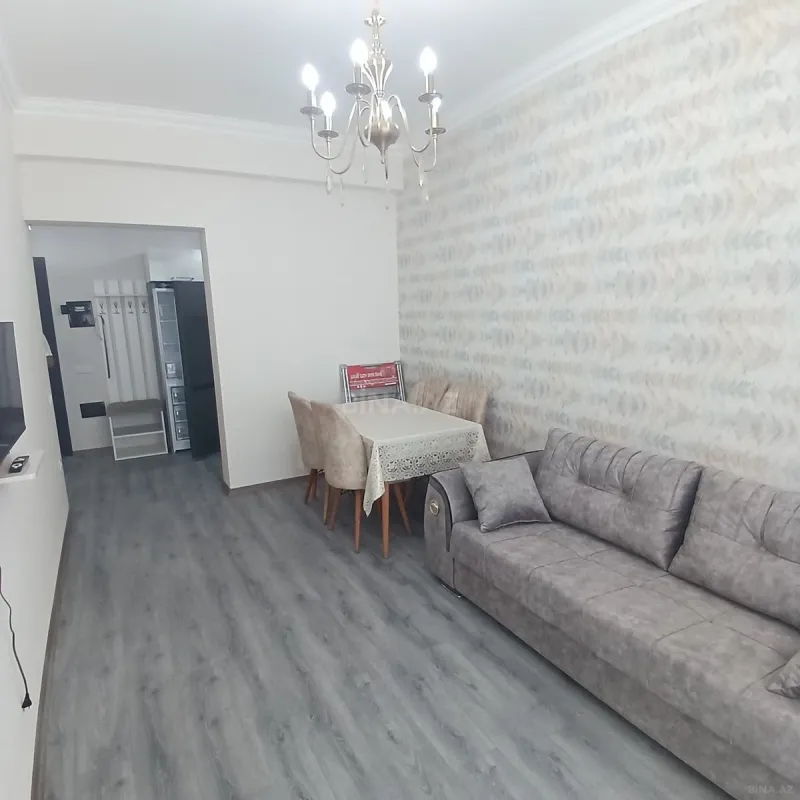 Kirayə verilir 2 otaqlı mənzil 65 m²