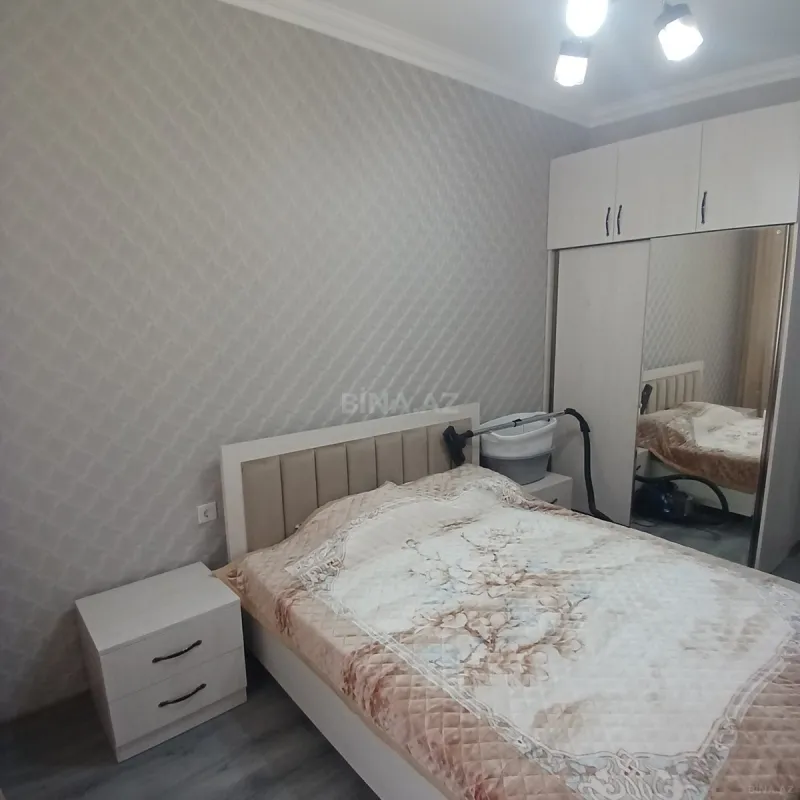 Kirayə verilir 2 otaqlı mənzil 65 m²