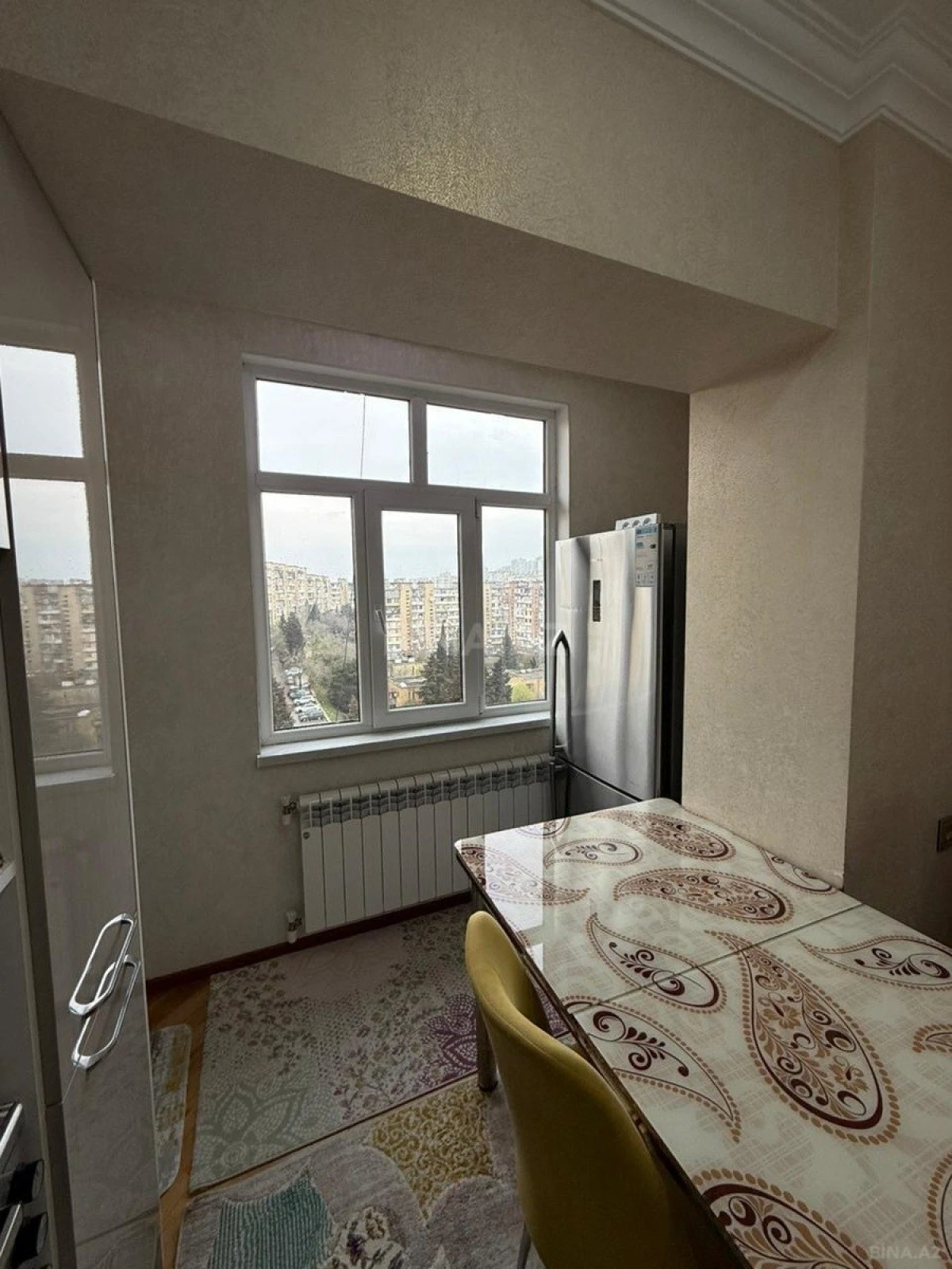Satılır 5 otaqlı mənzil 120 m²