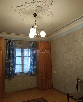 Satılır 4 otaqlı mənzil 123 m²