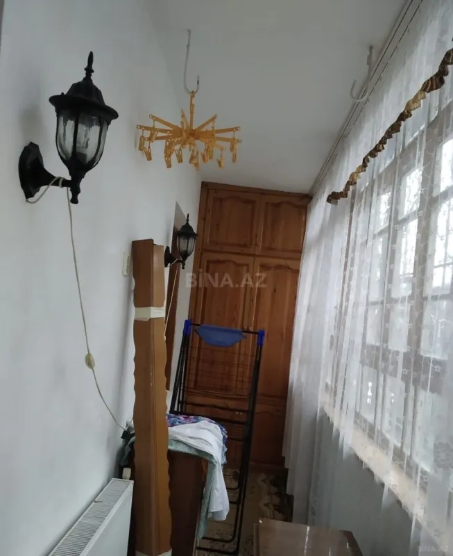 Satılır 4 otaqlı mənzil 123 m²