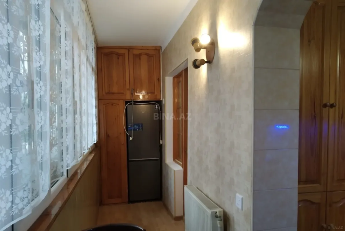 Satılır 4 otaqlı mənzil 123 m²