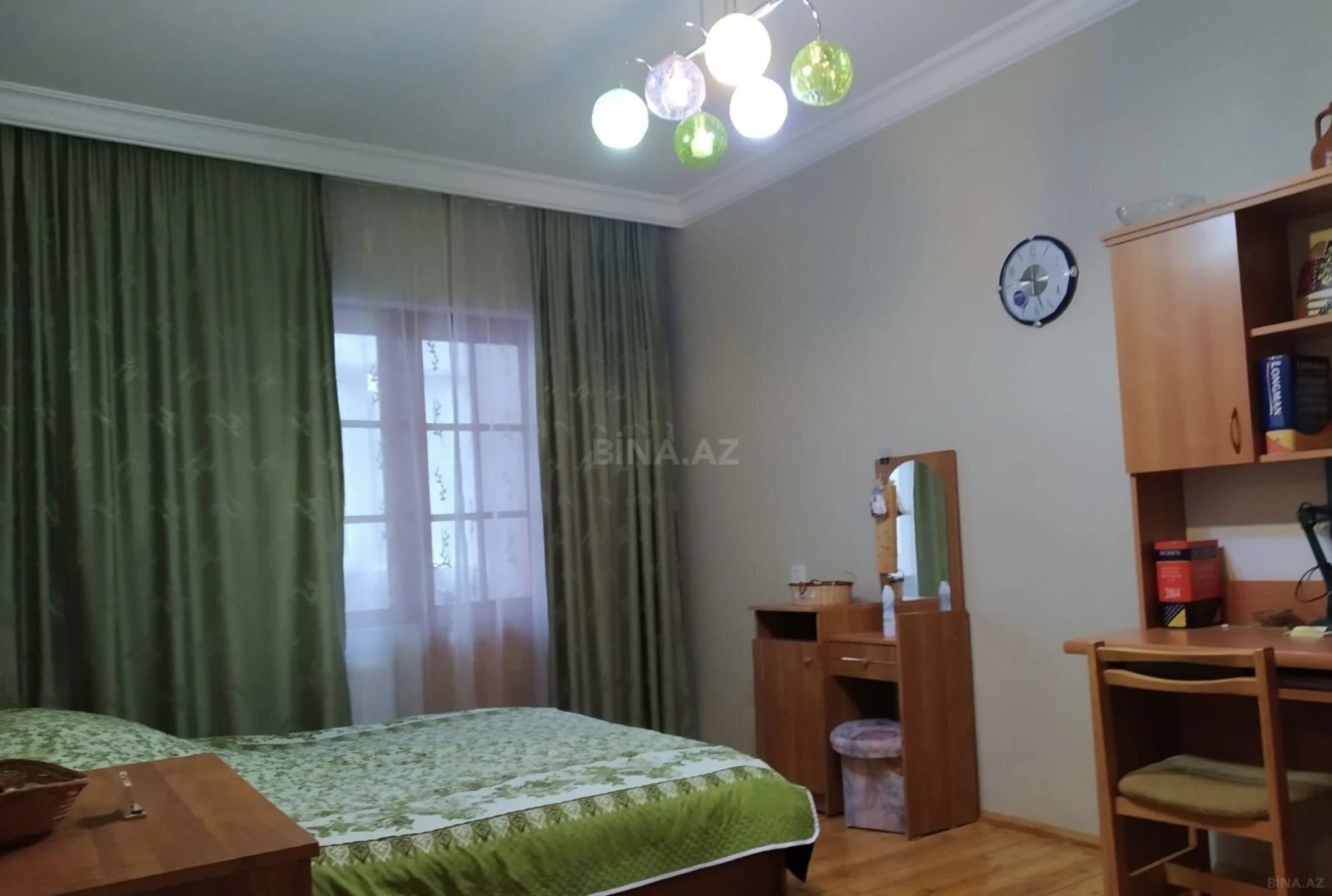 Satılır 4 otaqlı mənzil 123 m²