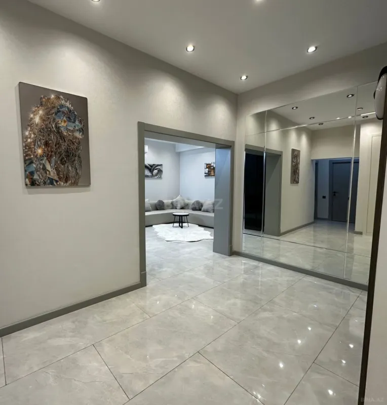 Kirayə verilir 3 otaqlı mənzil 100 m²