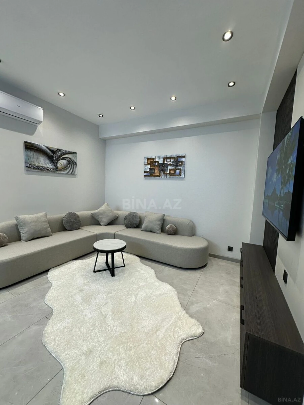 Kirayə verilir 3 otaqlı mənzil 100 m²