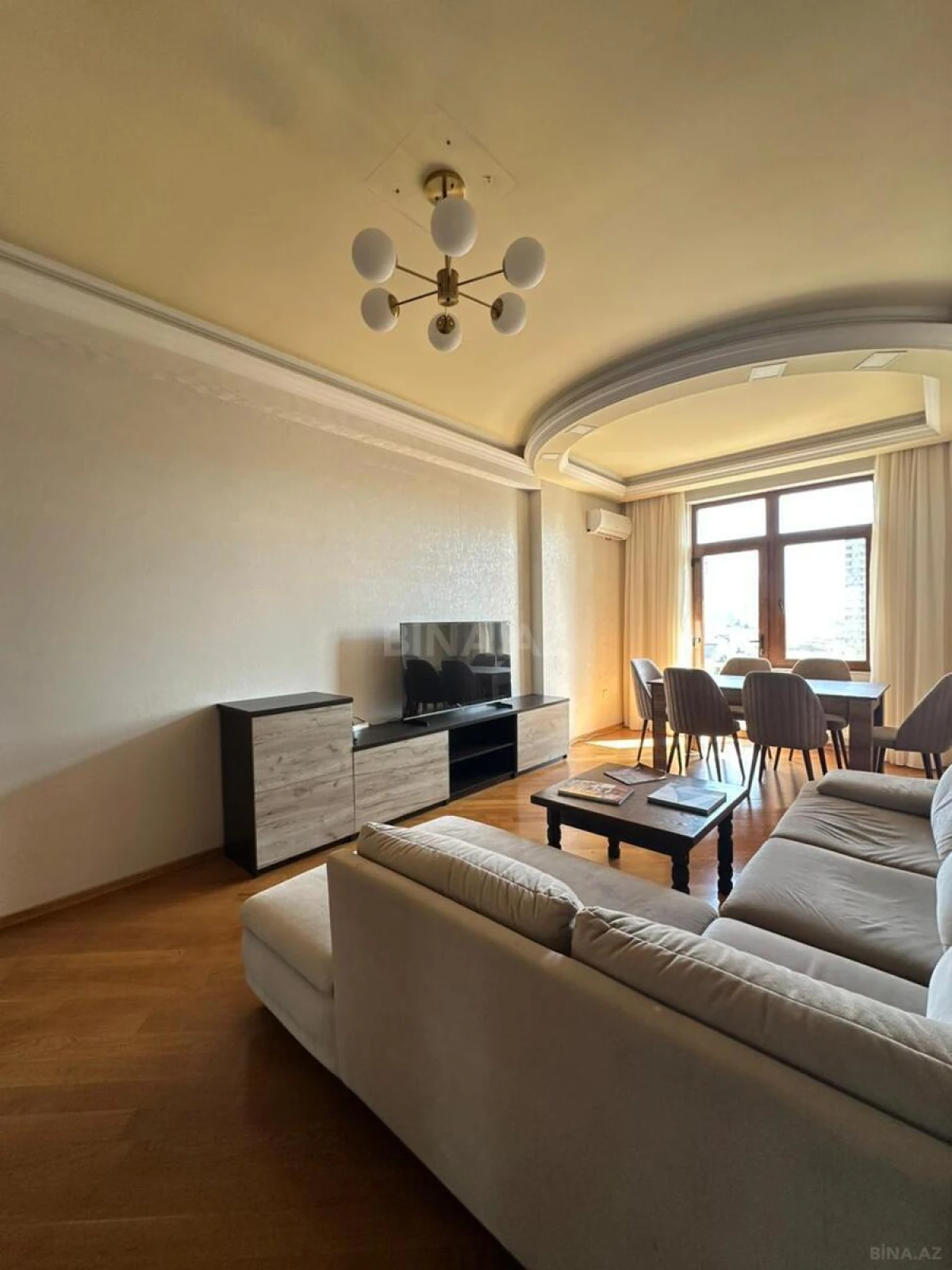 Kirayə verilir 3 otaqlı mənzil 110 m²