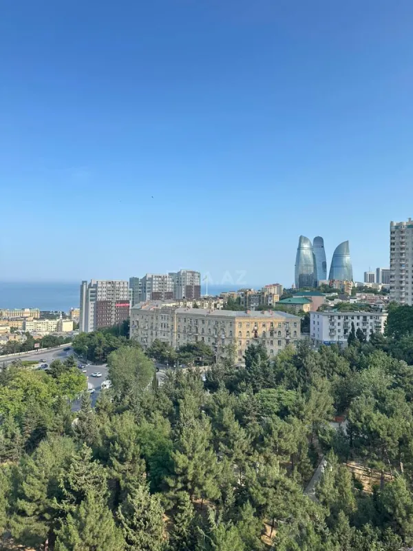 Kirayə verilir 3 otaqlı mənzil 110 m²