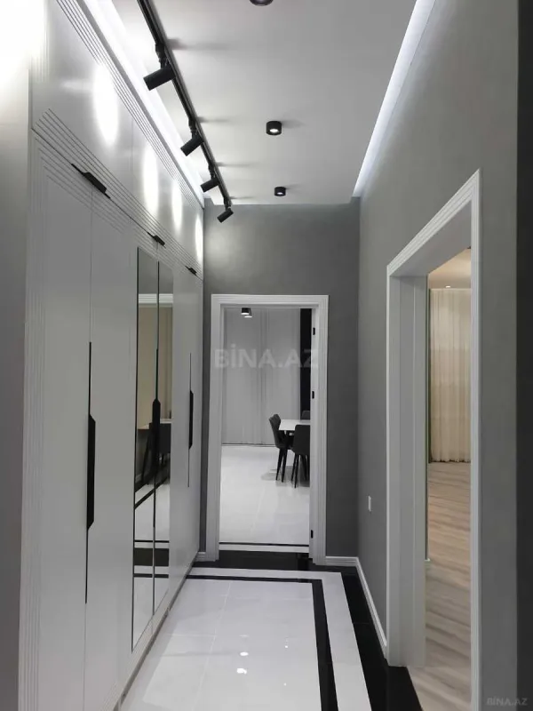 Kirayə verilir 3 otaqlı mənzil 150 m²
