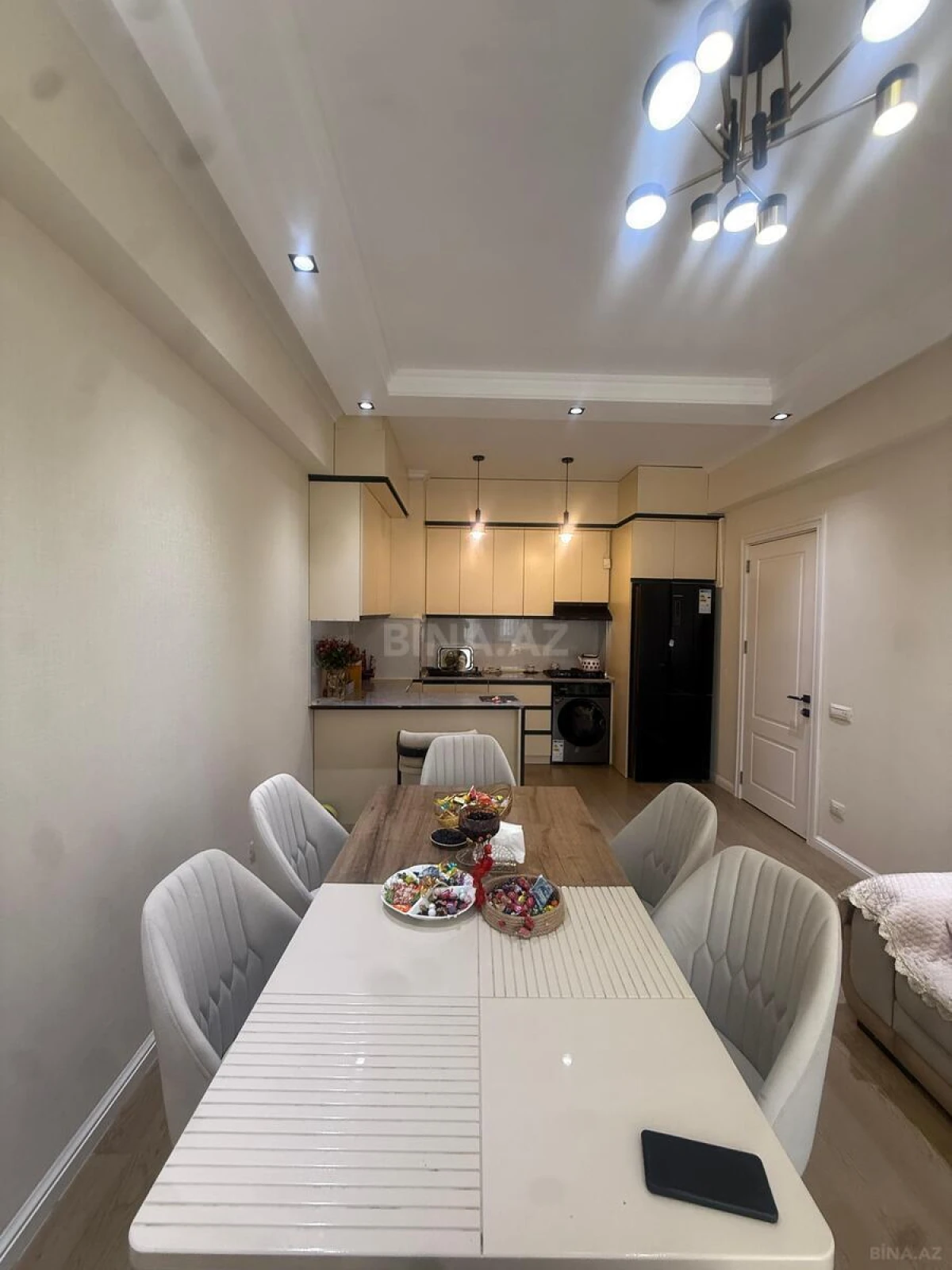 Satılır 2 otaqlı mənzil 48.4 m²