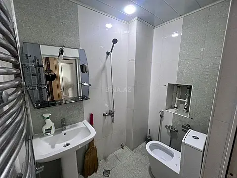 Kirayə verilir 2 otaqlı mənzil 55 m²