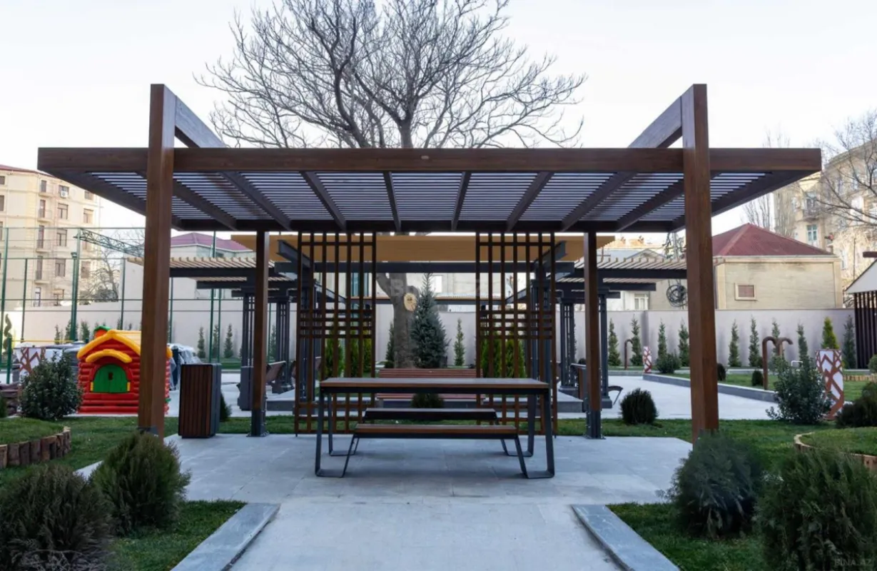 Satılır 3 otaqlı mənzil 135 m²