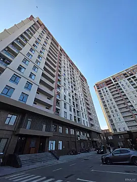 Satılır 3 otaqlı mənzil 135 m²