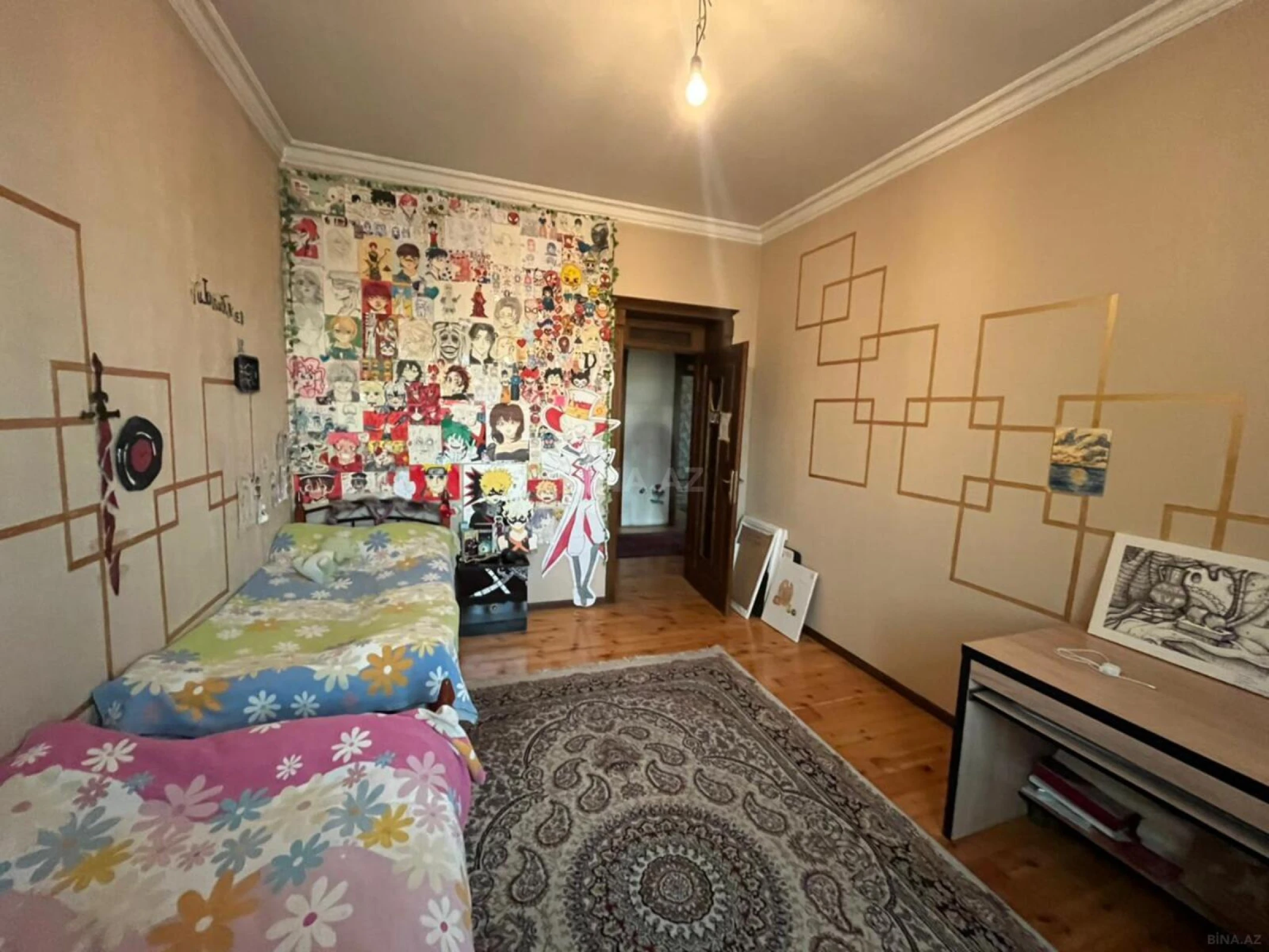 Satılır 5 otaqlı həyət evi 240 m²