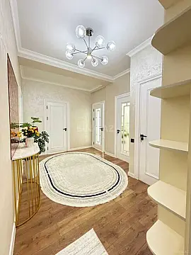 Kirayə verilir 3 otaqlı mənzil 140 m²