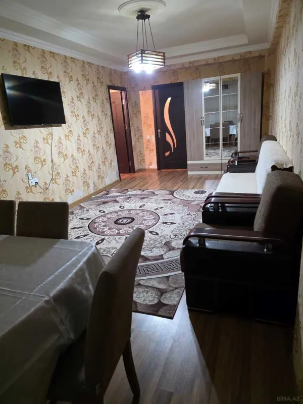 Kirayə verilir 2 otaqlı mənzil 80 m²