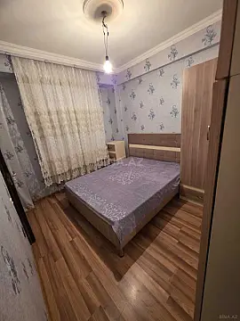 Kirayə verilir 2 otaqlı mənzil 80 m²