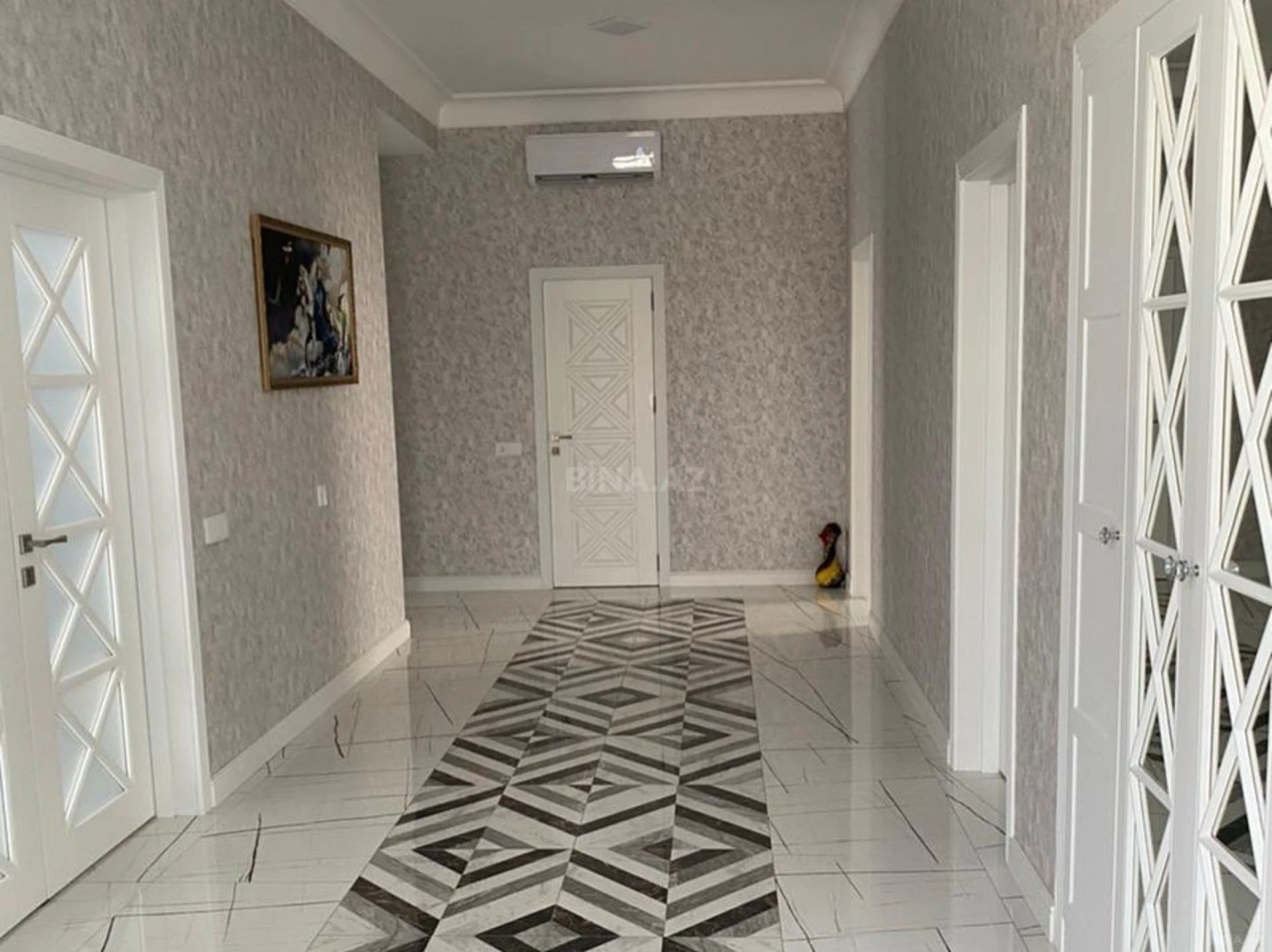 Kirayə verilir 4 otaqlı həyət evi 260 m²