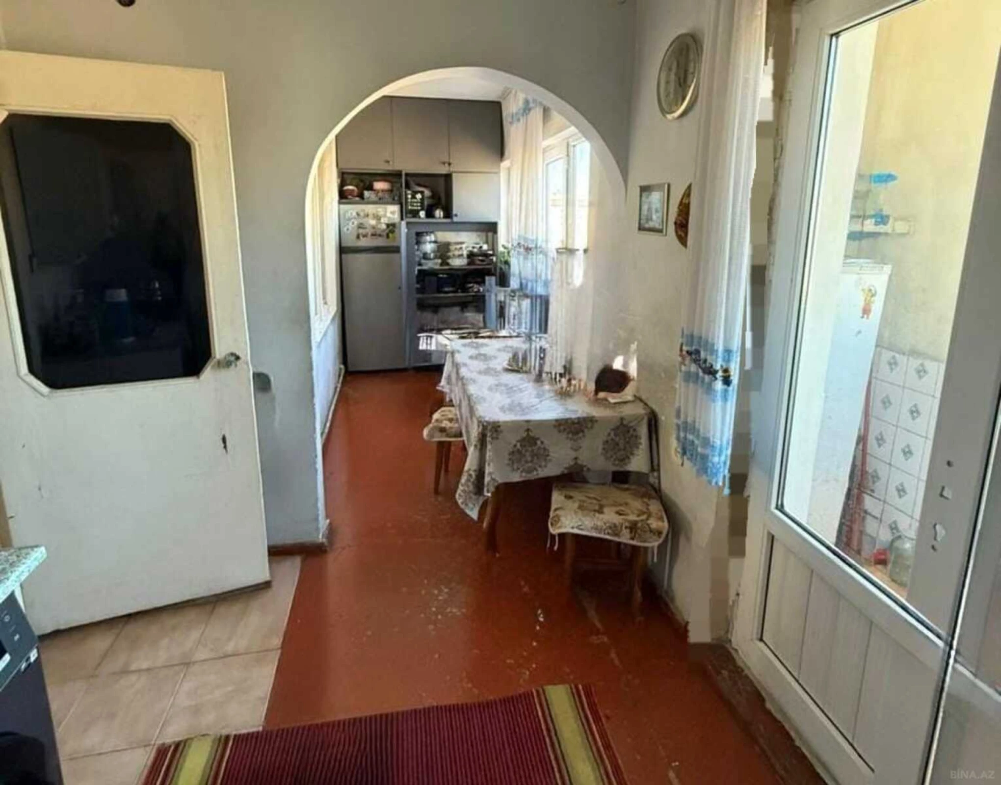 Satılır 4 otaqlı mənzil 115 m²