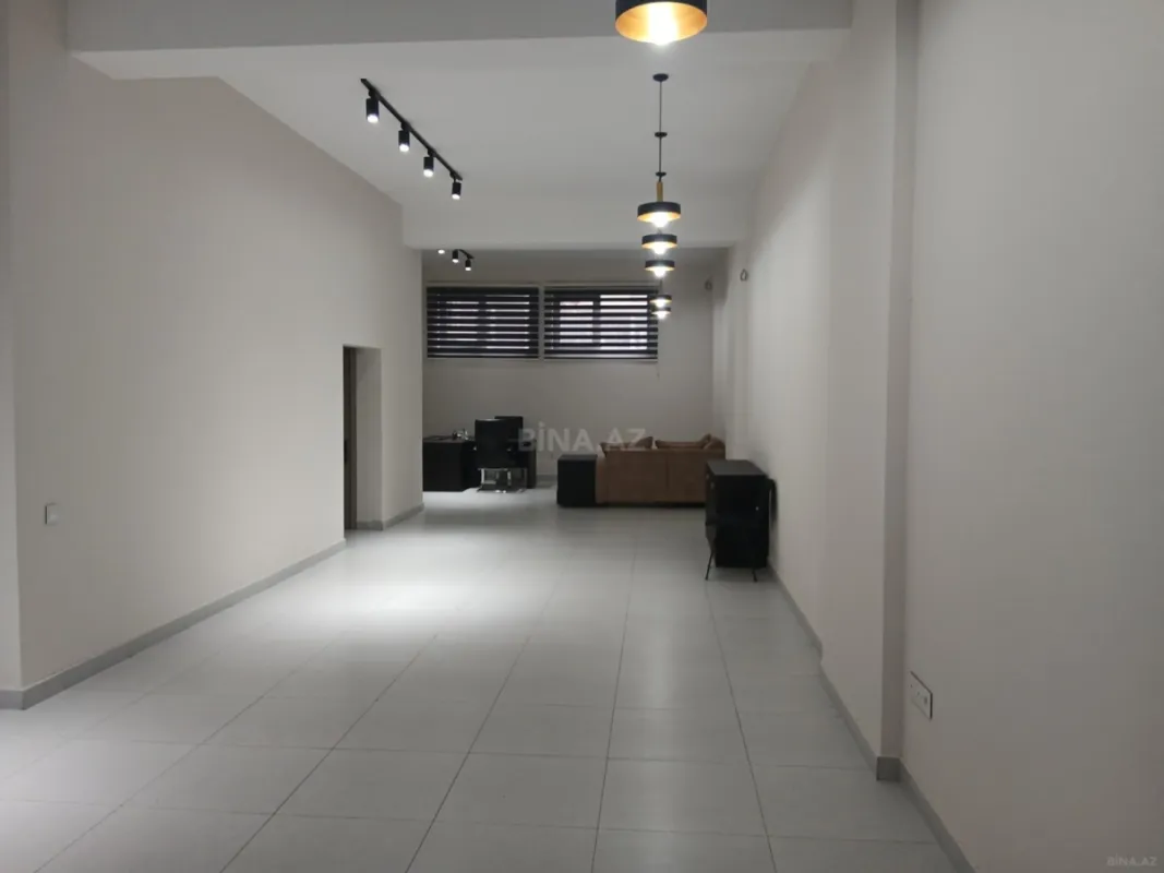 Satılır obyekt 103 m²